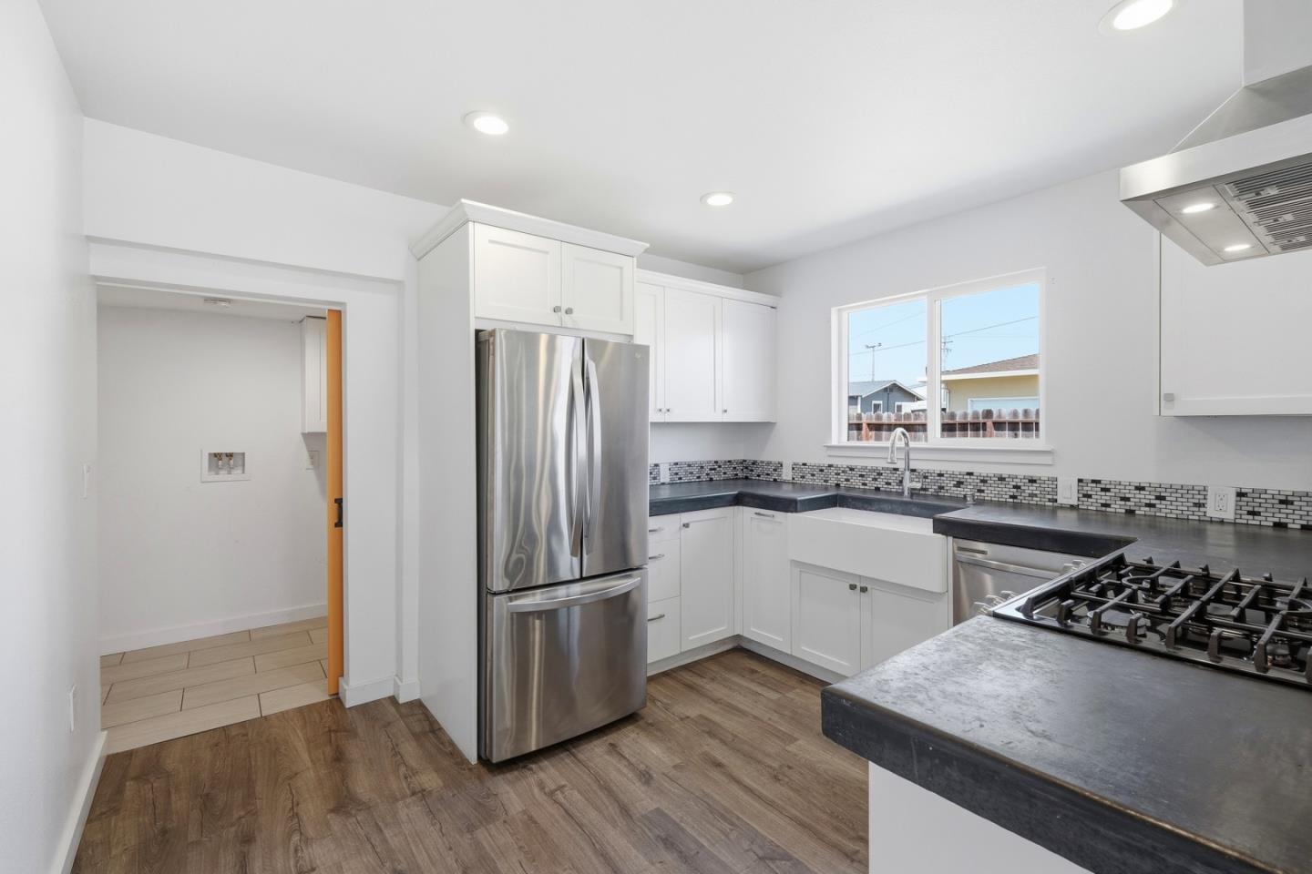 16 Airport Road Freedom, CA 95019 - Photo 13 of 37