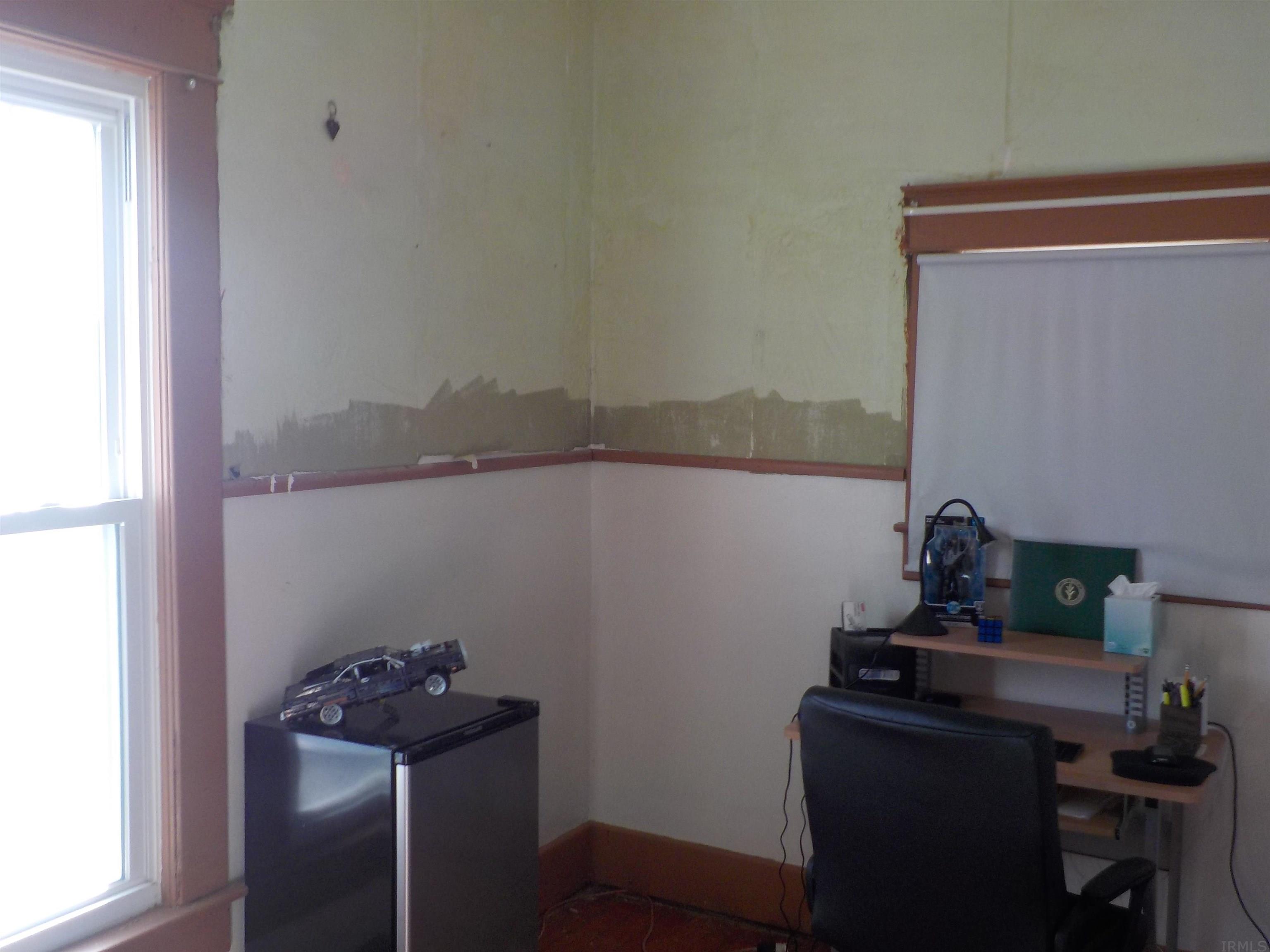 2035 13th Street Bedford, IN 47421 - Photo 12 of 18