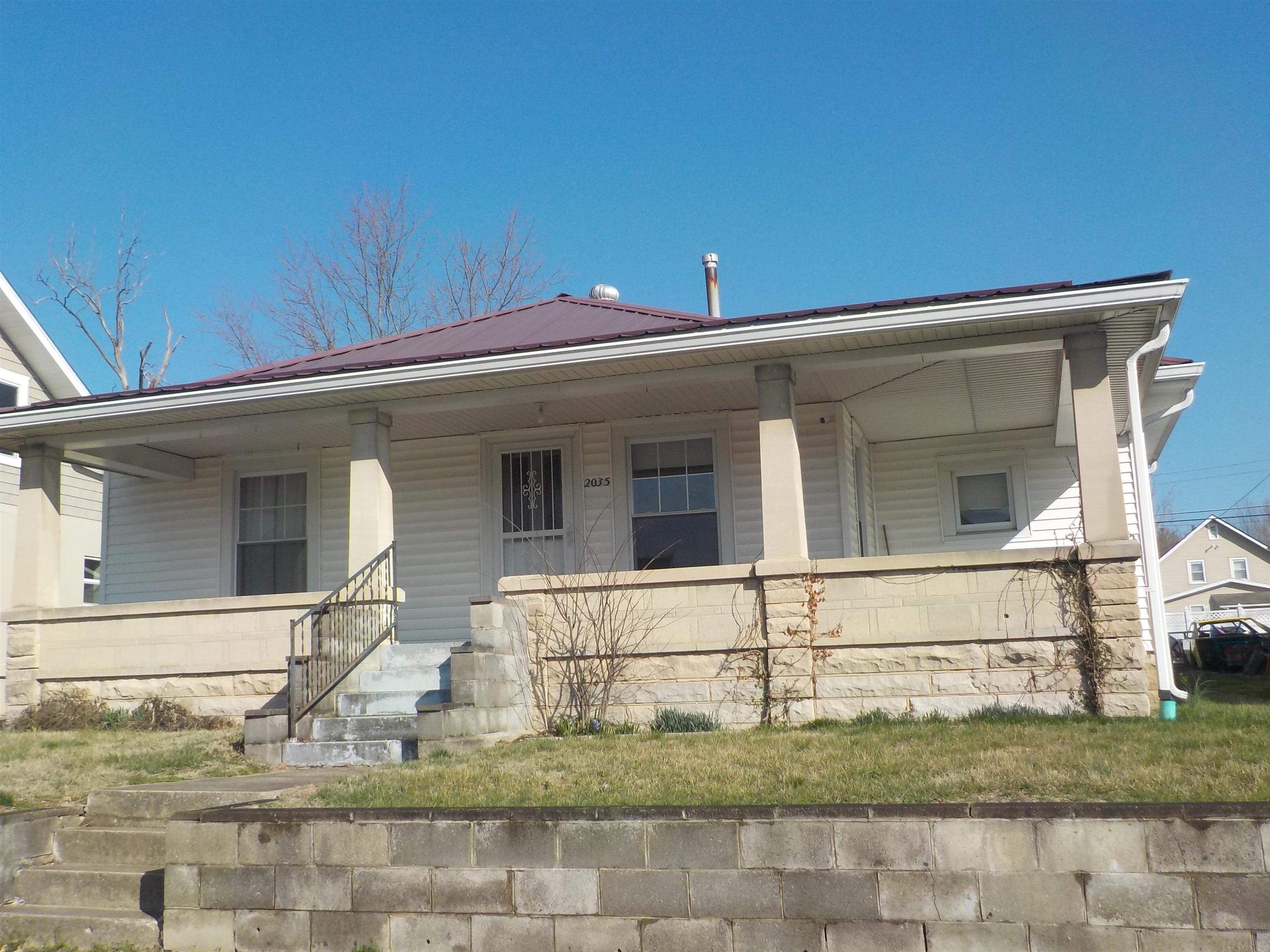 2035 13th Street Bedford, IN 47421 - Photo 2 of 18