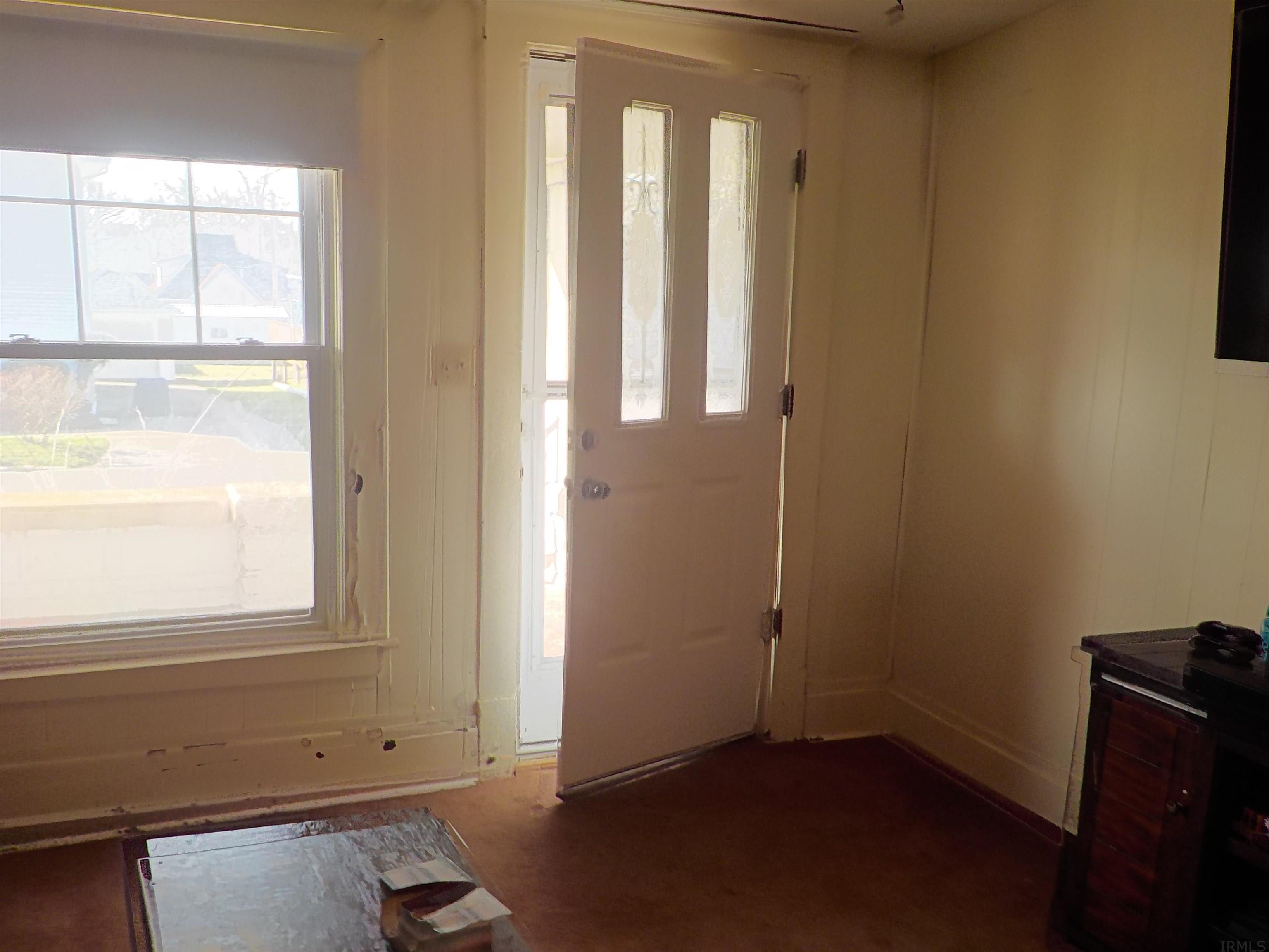 2035 13th Street Bedford, IN 47421 - Photo 5 of 18