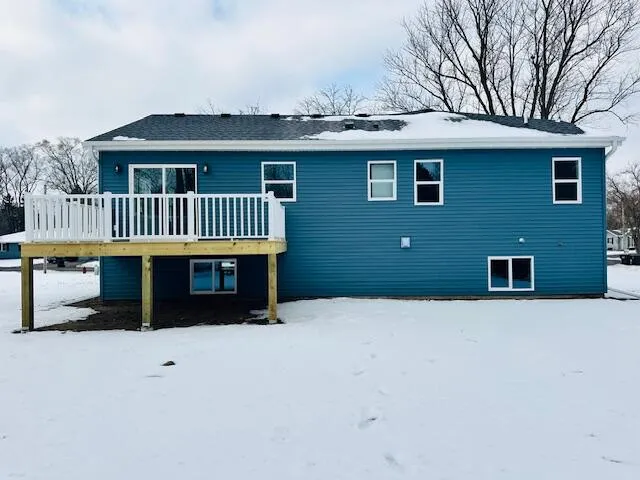 $379,900 | 560 Lincoln Street, Palmyra, WI 53156