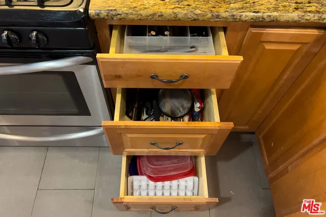 $4,895 | 11257 Collett Avenue, Granada Hills, CA 91344