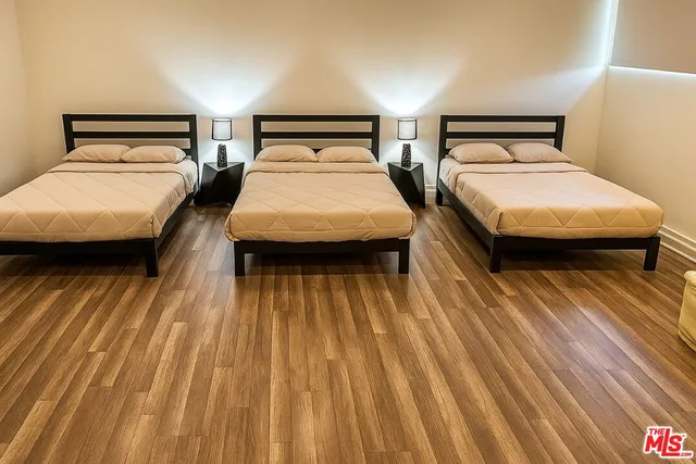 $4,895 | 11257 Collett Avenue, Granada Hills, CA 91344