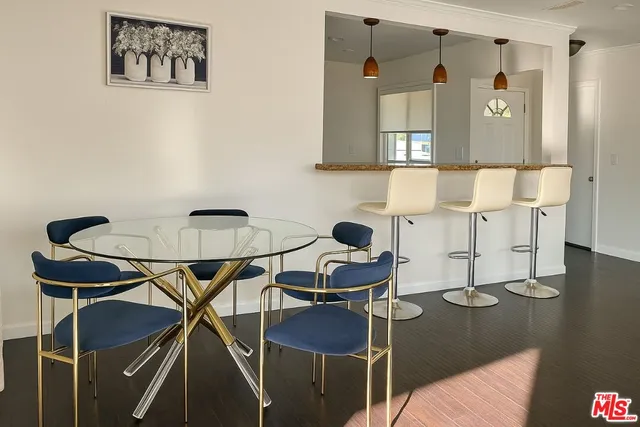 $4,895 | 11257 Collett Avenue, Granada Hills, CA 91344