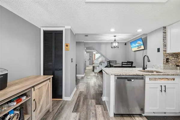 $265,000 | 3350 Fox Hunt Drive, Palm Harbor, FL 34683