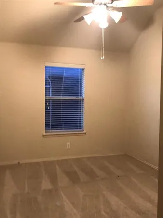 a view of empty room with window