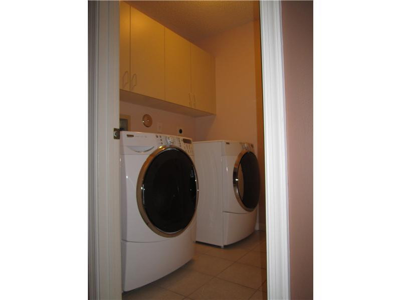 9331 Tango Terrace Boca Raton, FL 33496 - Photo 21 of 31 Laundry Room