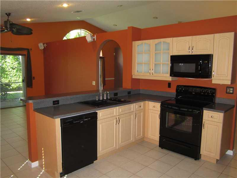 9331 Tango Terrace Boca Raton, FL 33496 - Photo 8 of 31 Kitchen