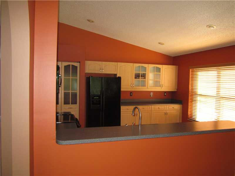 9331 Tango Terrace Boca Raton, FL 33496 - Photo 9 of 31 Kitchen