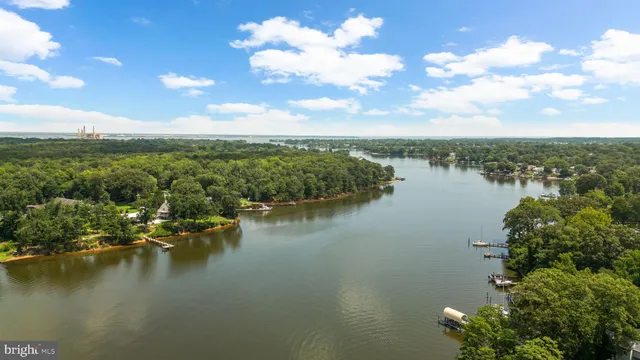 $800,000 | 7674 Pine Knob Road, Pasadena, MD 21122