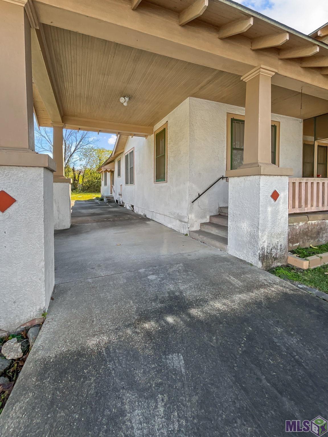 574 Louise Street Baton Rouge, LA 70802 - Photo 3 of 14