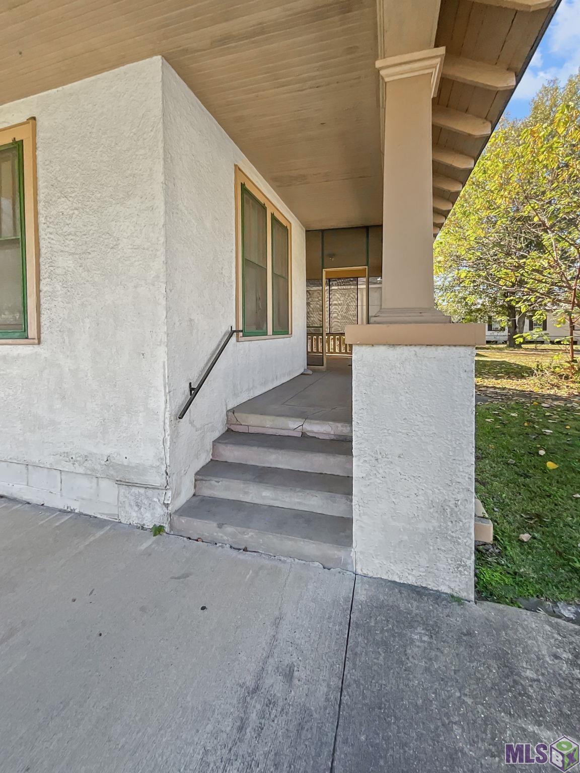 574 Louise Street Baton Rouge, LA 70802 - Photo 4 of 14