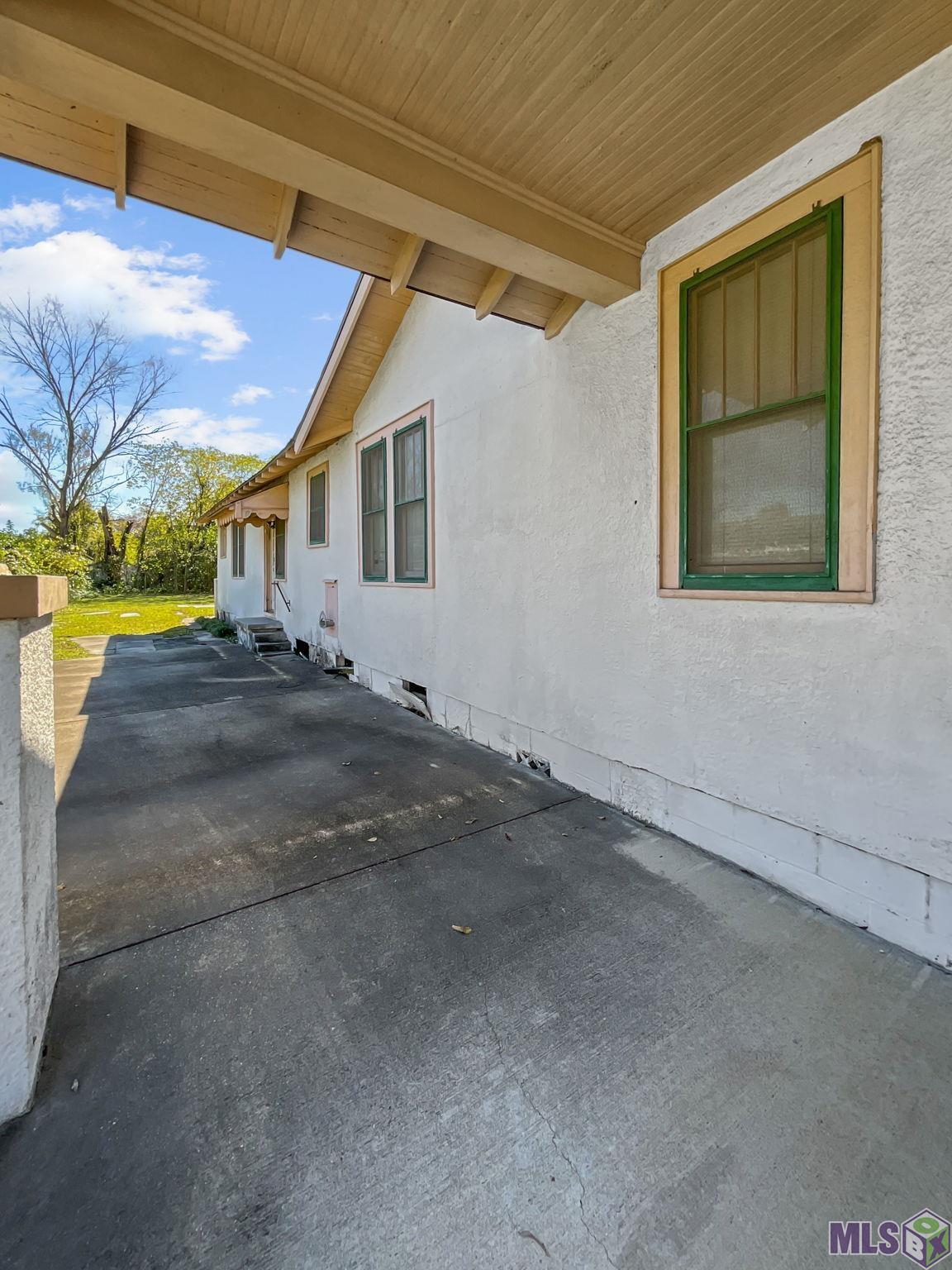 574 Louise Street Baton Rouge, LA 70802 - Photo 6 of 14