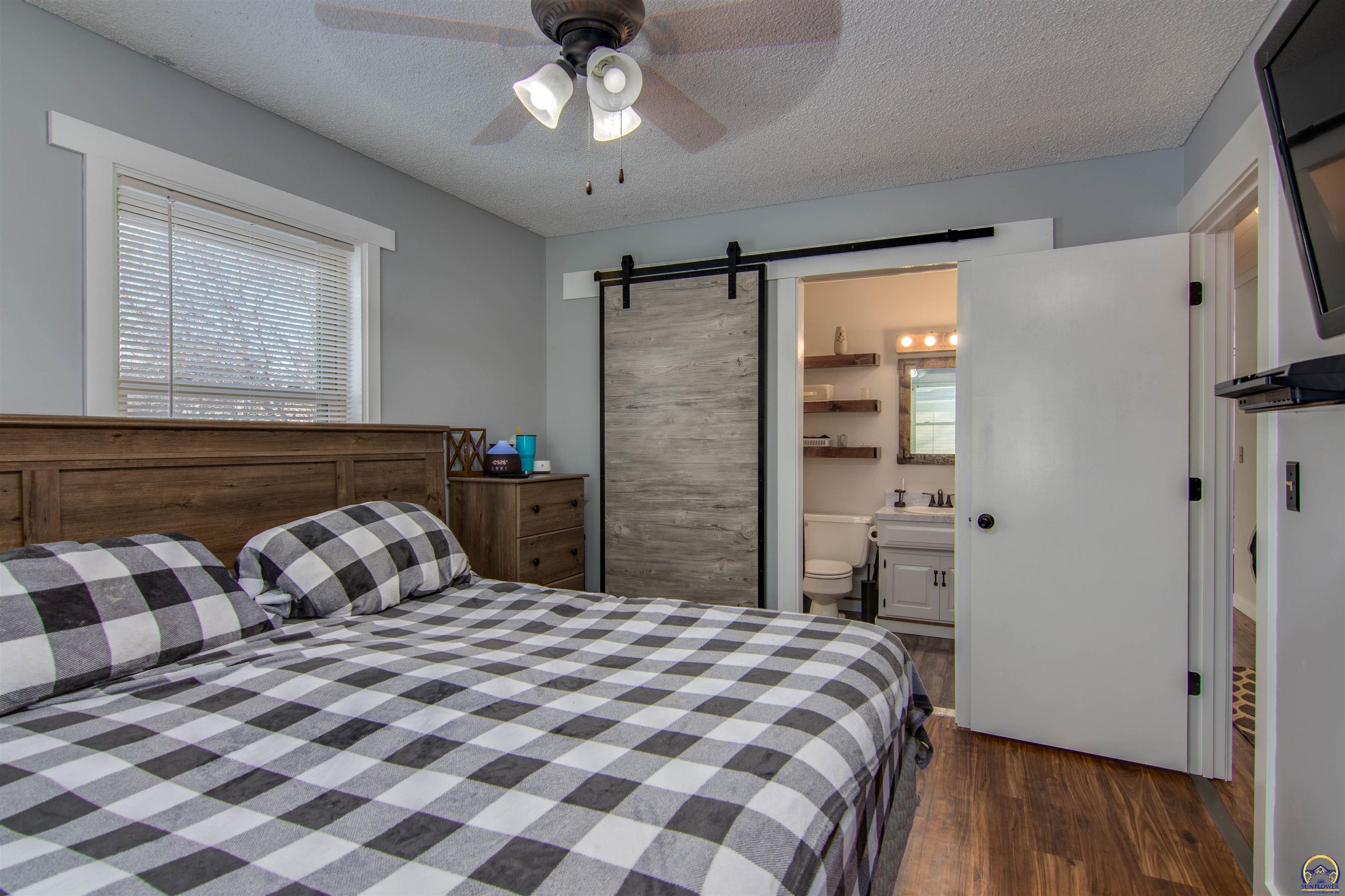 104 Sage Road Silver Lake, KS 66539 - Photo 8 of 16
