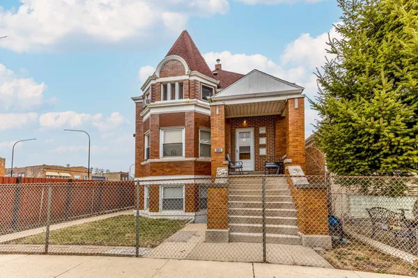 $585,000 | 5122 30th Place, Cicero, IL 60804