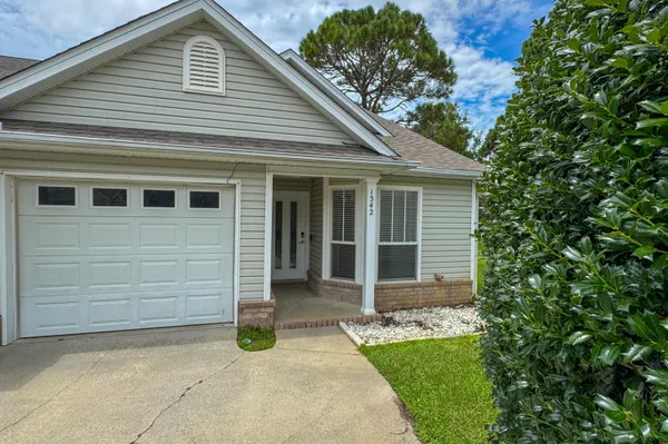$369,000 | 1342 Tiger Lake Drive, Gulf Breeze, FL 32563