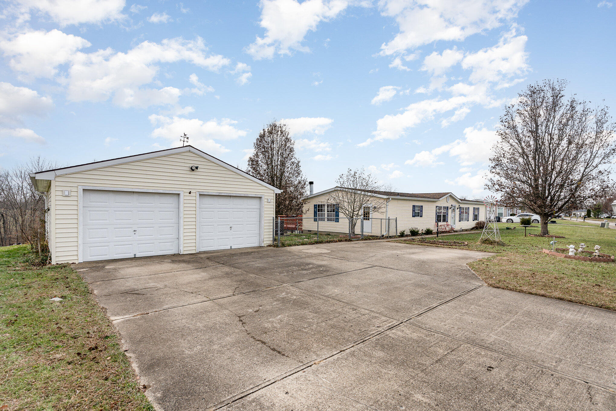 280 Eagle Ridge Drive Dry Ridge, KY 41035 - Photo 1 of 25 Gallery Image 1
