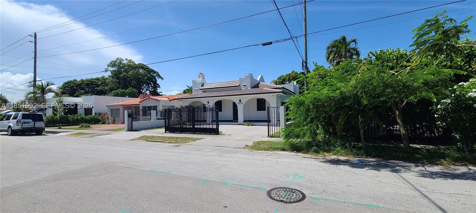 1721 Southwest 24th Terrace Miami, FL 33145 - Photo 78 of 80 a view of a house with backyard and plants