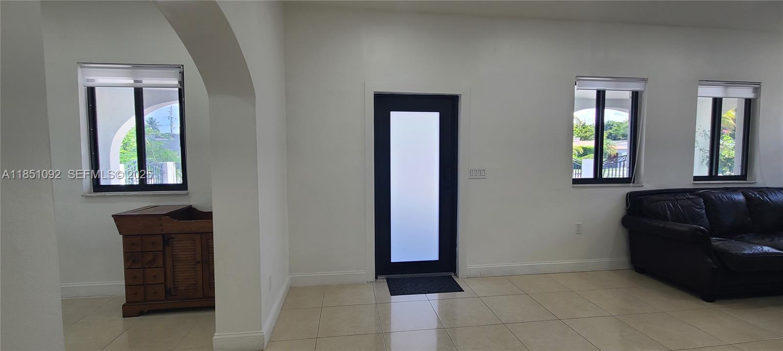 1721 Southwest 24th Terrace Miami, FL 33145 - Photo 8 of 80