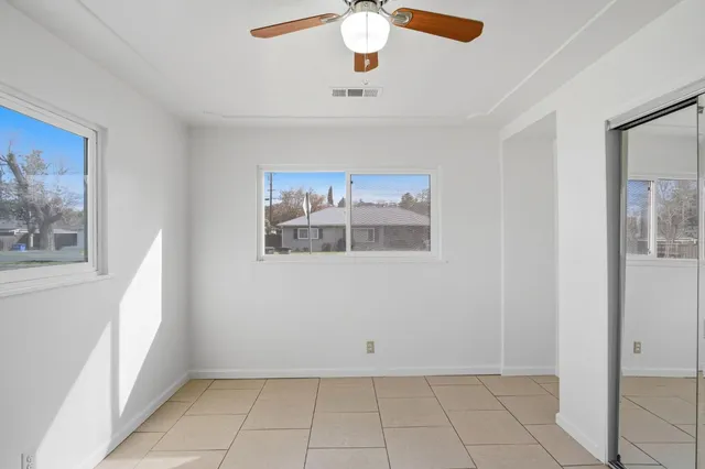 $355,000 | 820 Hawthorne Avenue, Modesto, CA 95350