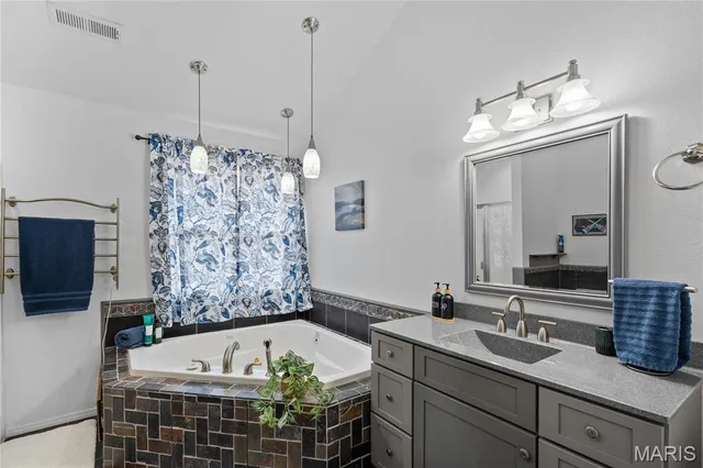 $599,500 | 1457 Riverway Drive, Doniphan, MO 63935