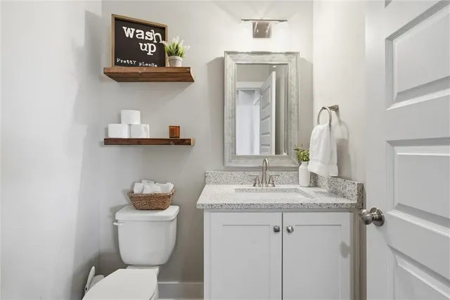 $619,900 | 310 South Mesquite Street, Olathe, KS 66061