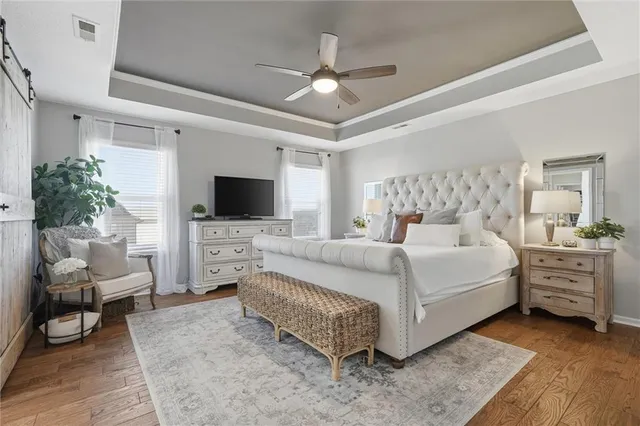 $619,900 | 310 South Mesquite Street, Olathe, KS 66061