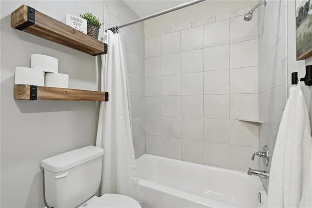 $619,900 | 310 South Mesquite Street, Olathe, KS 66061