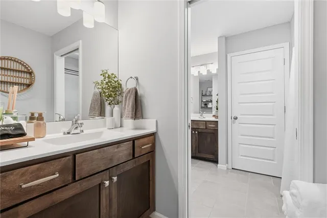 $619,900 | 310 South Mesquite Street, Olathe, KS 66061