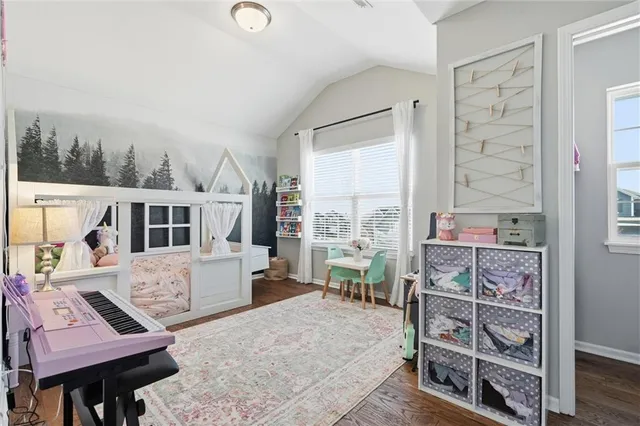 $619,900 | 310 South Mesquite Street, Olathe, KS 66061