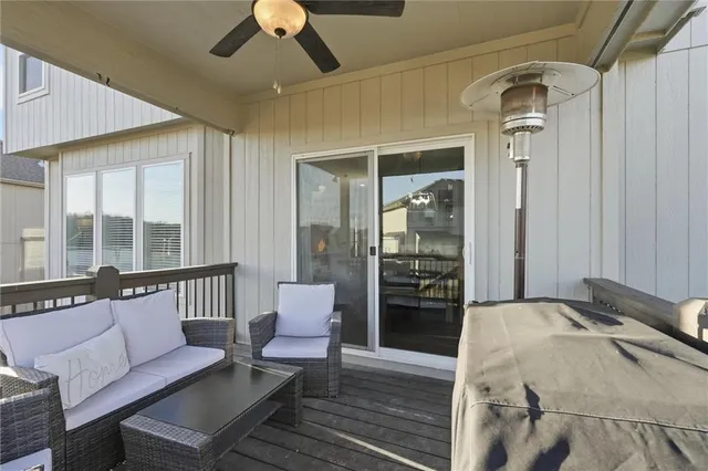 $619,900 | 310 South Mesquite Street, Olathe, KS 66061