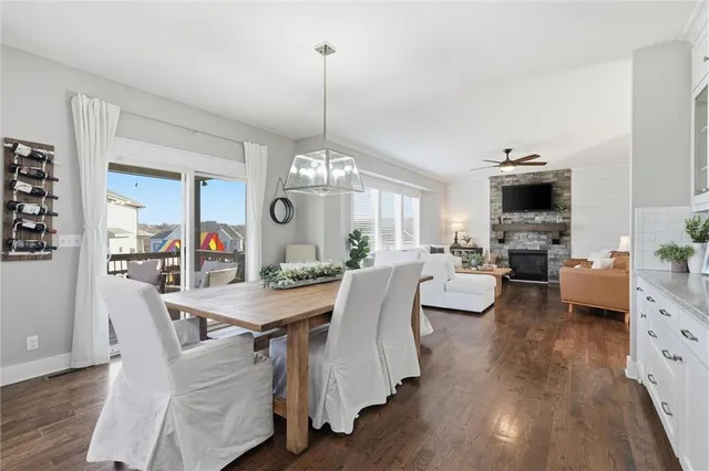 $619,900 | 310 South Mesquite Street, Olathe, KS 66061