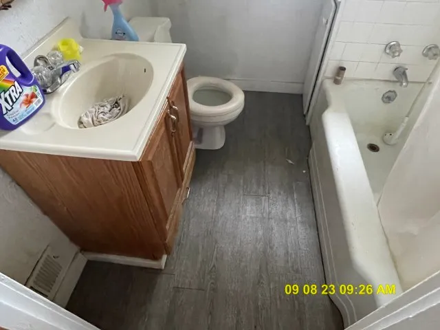 $45,000 | 305 River Oaks Drive, Calumet City, IL 60409