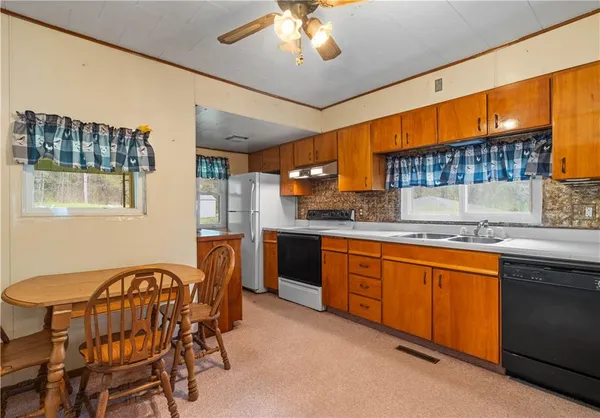 $79,900 | 590 East Main Street, Mahaffey, PA 15757