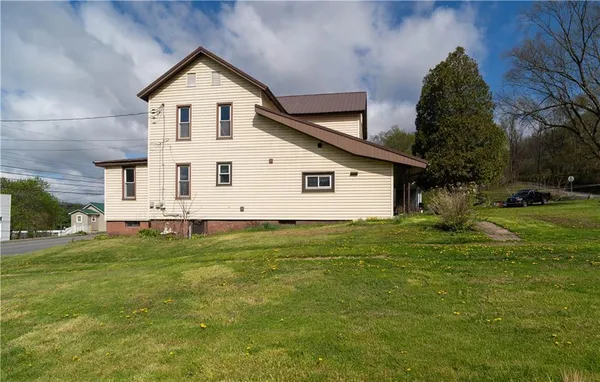 $79,900 | 590 East Main Street, Mahaffey, PA 15757
