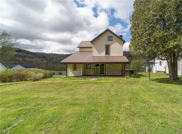 $79,900 | 590 East Main Street, Mahaffey, PA 15757