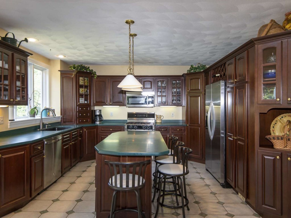 5 Blakes Hill Road Westford, MA 01886 - Photo 13 of 38 Gallery Image 13