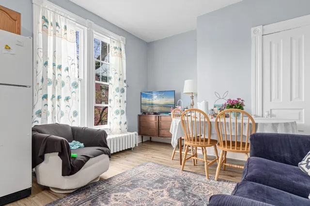 $500,000 | 359 Maria Avenue, St. Paul, MN 55106