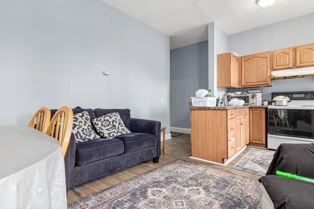 $500,000 | 359 Maria Avenue, St. Paul, MN 55106