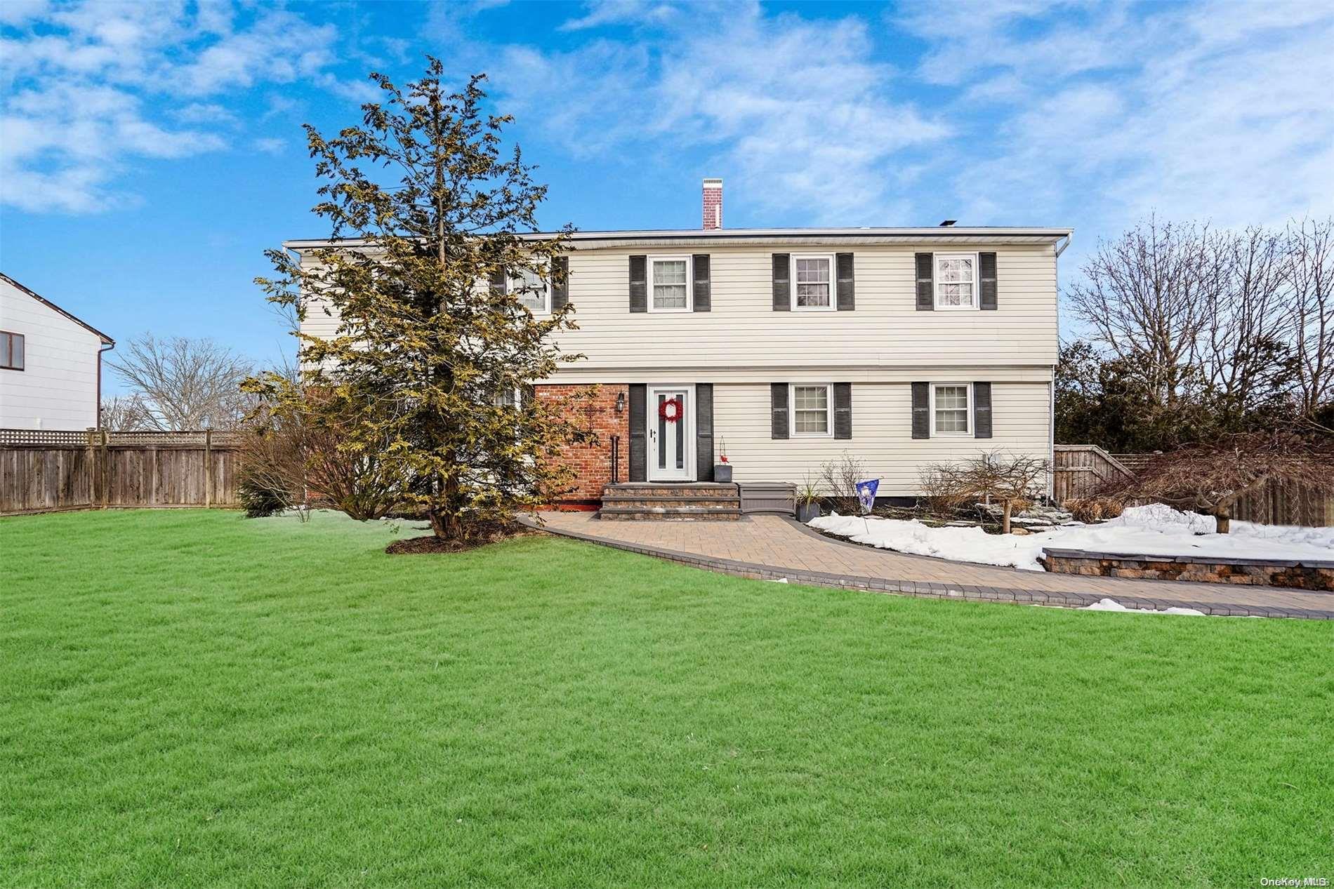 89 Forest Road Centereach, NY 11720 - Photo 1 of 1