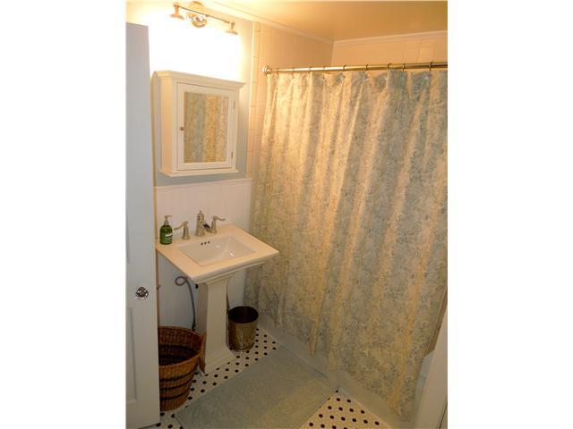 240 North Cassingham Road Columbus, OH 43209 - Photo 13 of 13