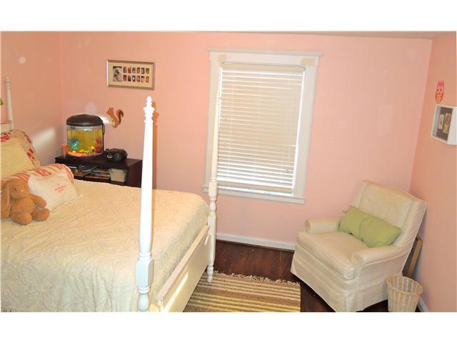 240 North Cassingham Road Columbus, OH 43209 - Photo 8 of 13