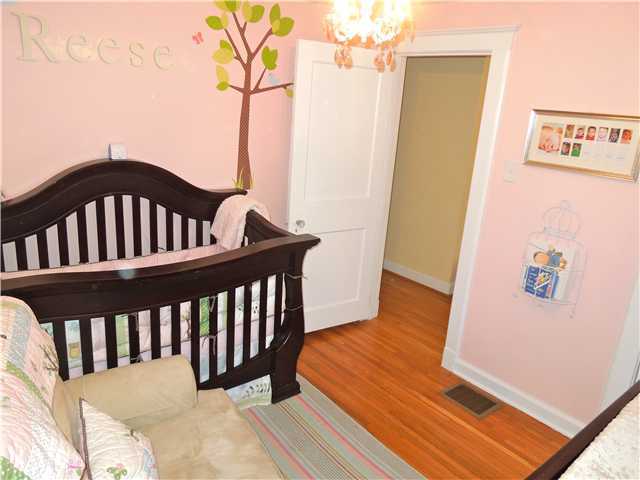240 North Cassingham Road Columbus, OH 43209 - Photo 9 of 13