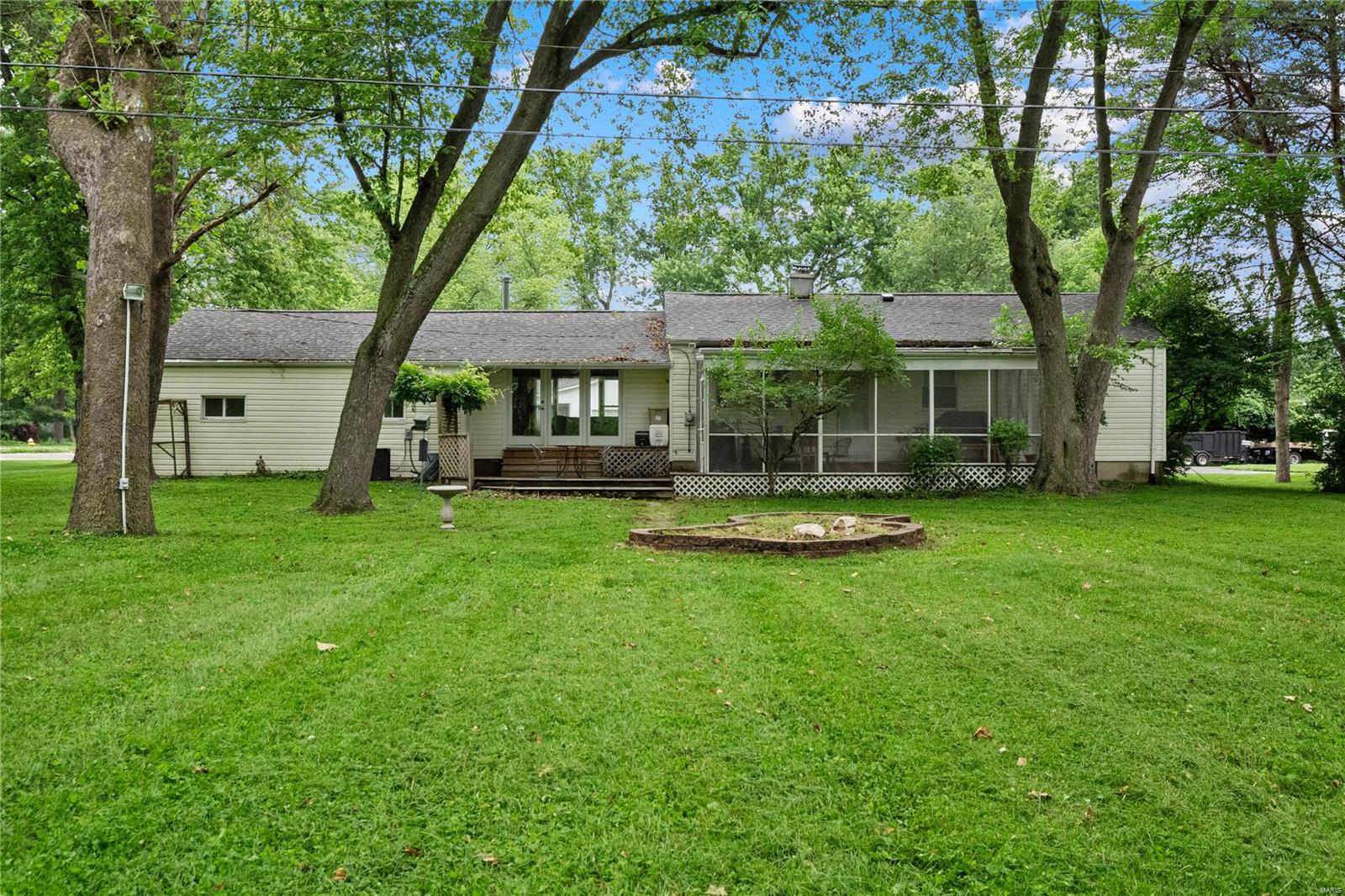144 Brookside Lane Ballwin, MO 63021 - Photo 24 of 25 Gallery Image 24