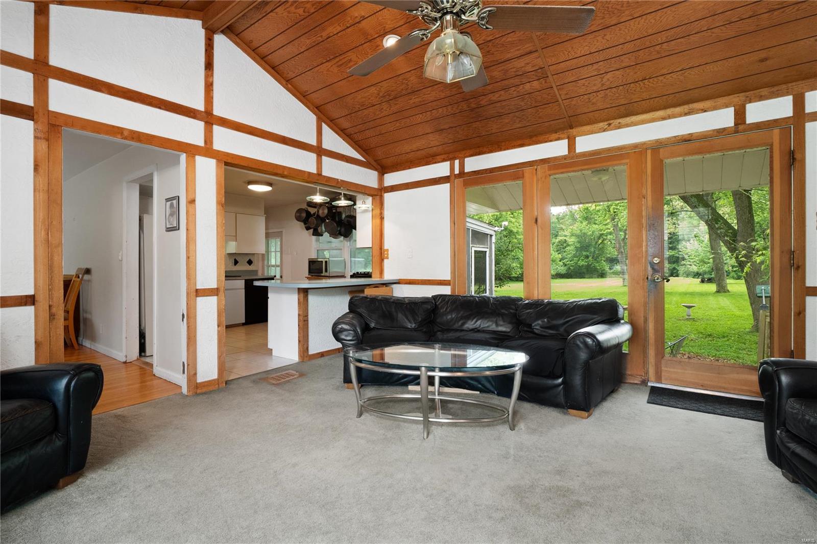 144 Brookside Lane Ballwin, MO 63021 - Photo 7 of 25 Gallery Image 7