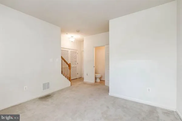 $3,200 | 11843 Skylark Road, Clarksburg, MD 20871