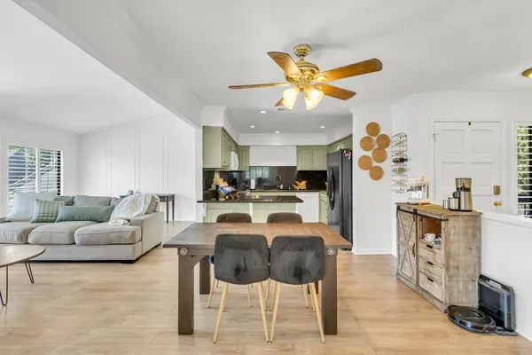 $299,999 | 7921 Arcade Lake Lane, Citrus Heights, CA 95610