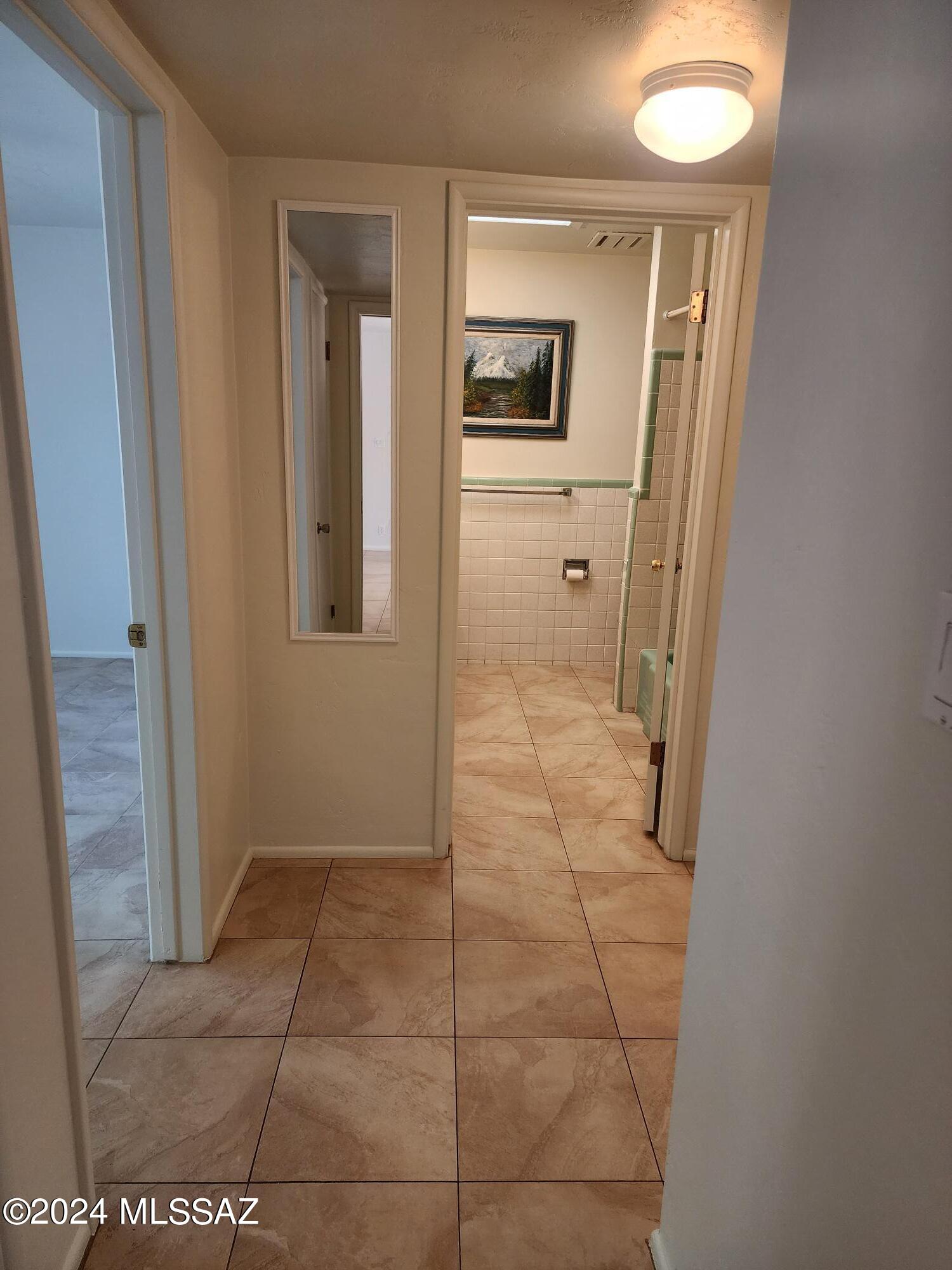 25 West Roma Drive Oro Valley, AZ 85737 - Photo 11 of 35