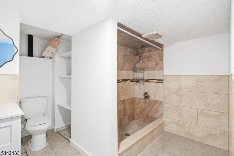 829 Allen Street, Unit 4 Elizabeth, NJ 07202 - Photo 11 of 40