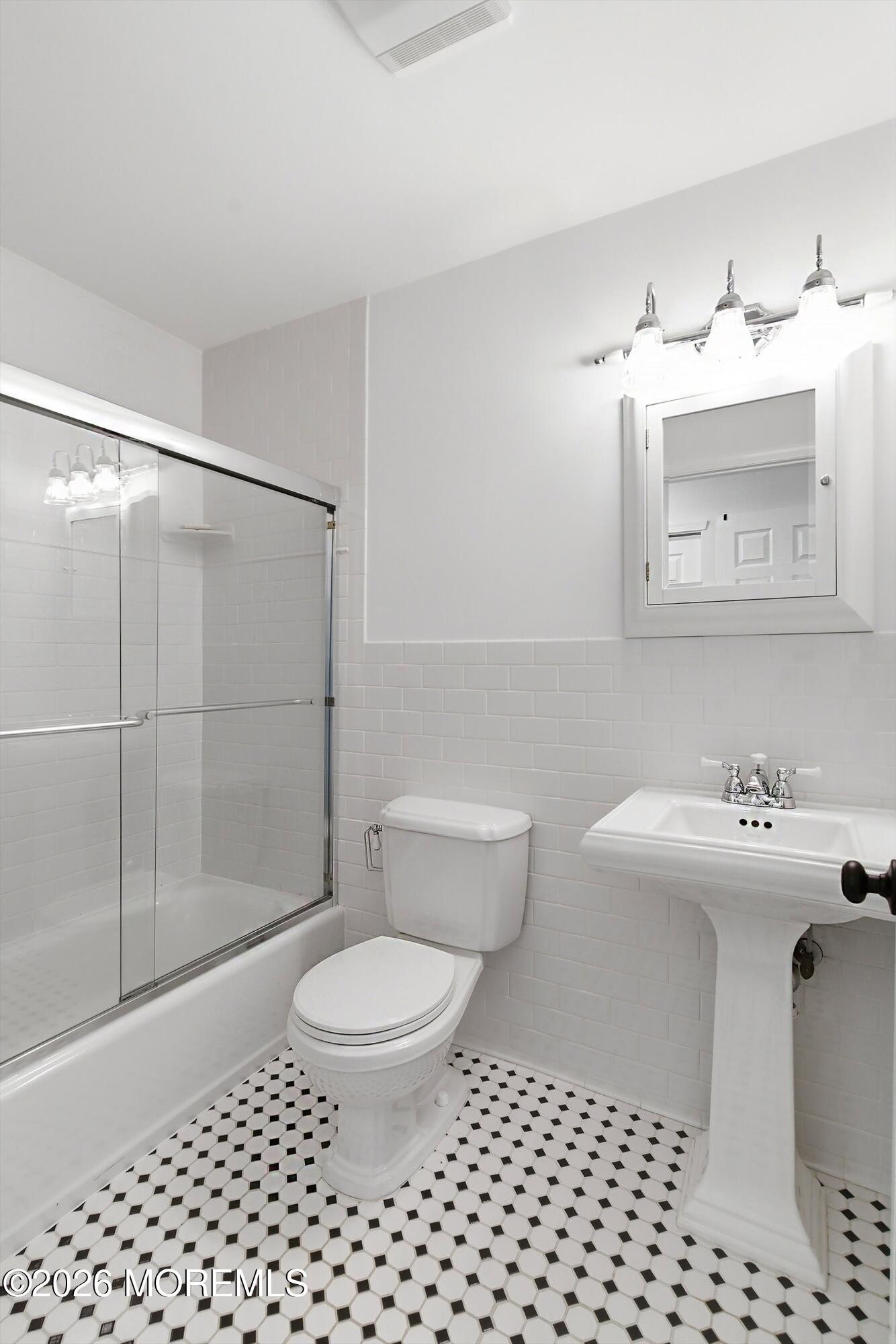 131 Racquet Road Wall, NJ 07719 - Photo 15 of 22 Bathroom 2